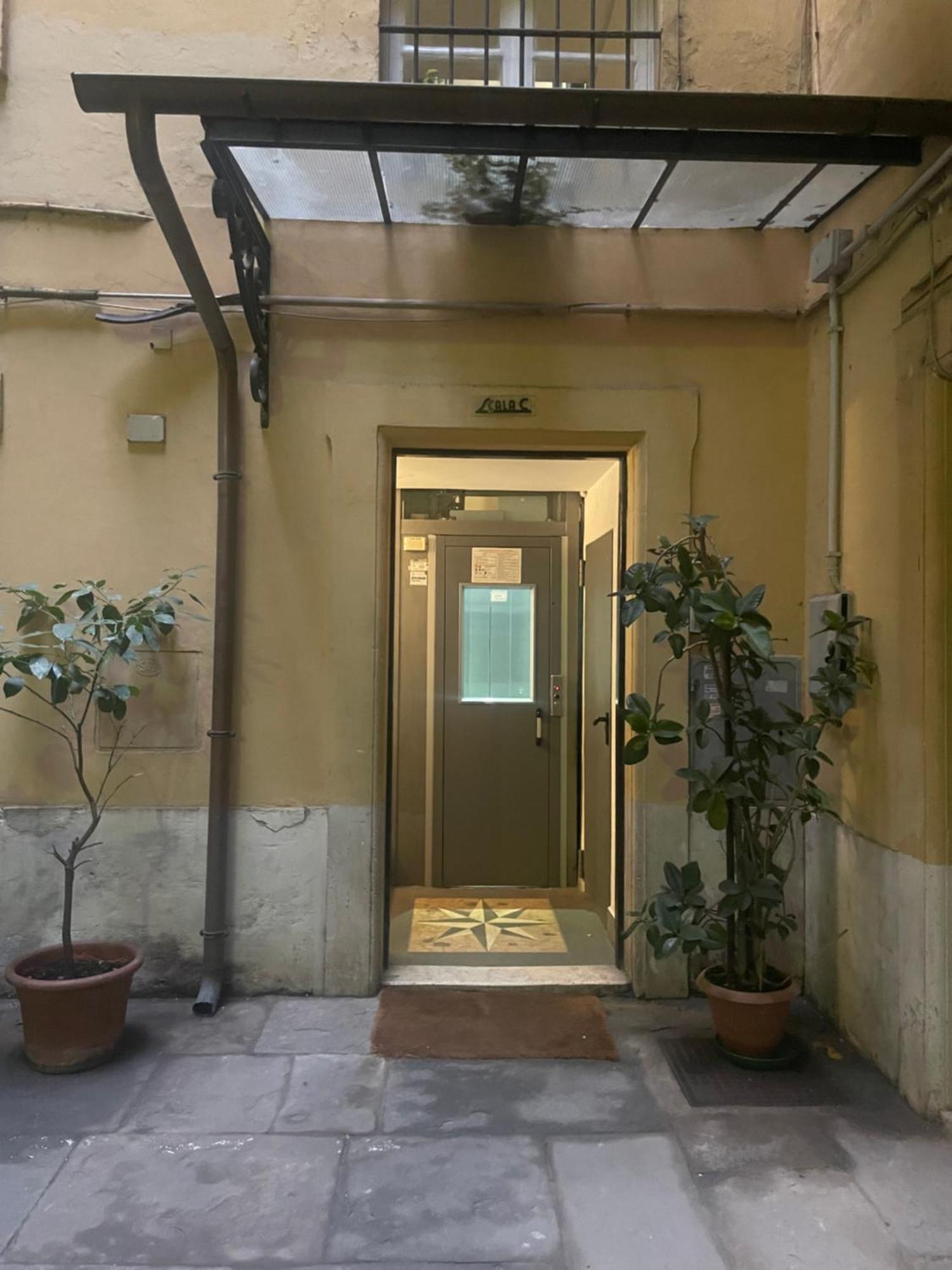 Bed & Breakfast Rch Roman Central House Buitenkant foto